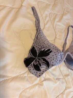 Victoria's Secret Light Gray Polka Dot Bra with Black Floral Applique